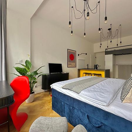 Botanique Rooms With Sauna By Homester Brno Bagian luar foto