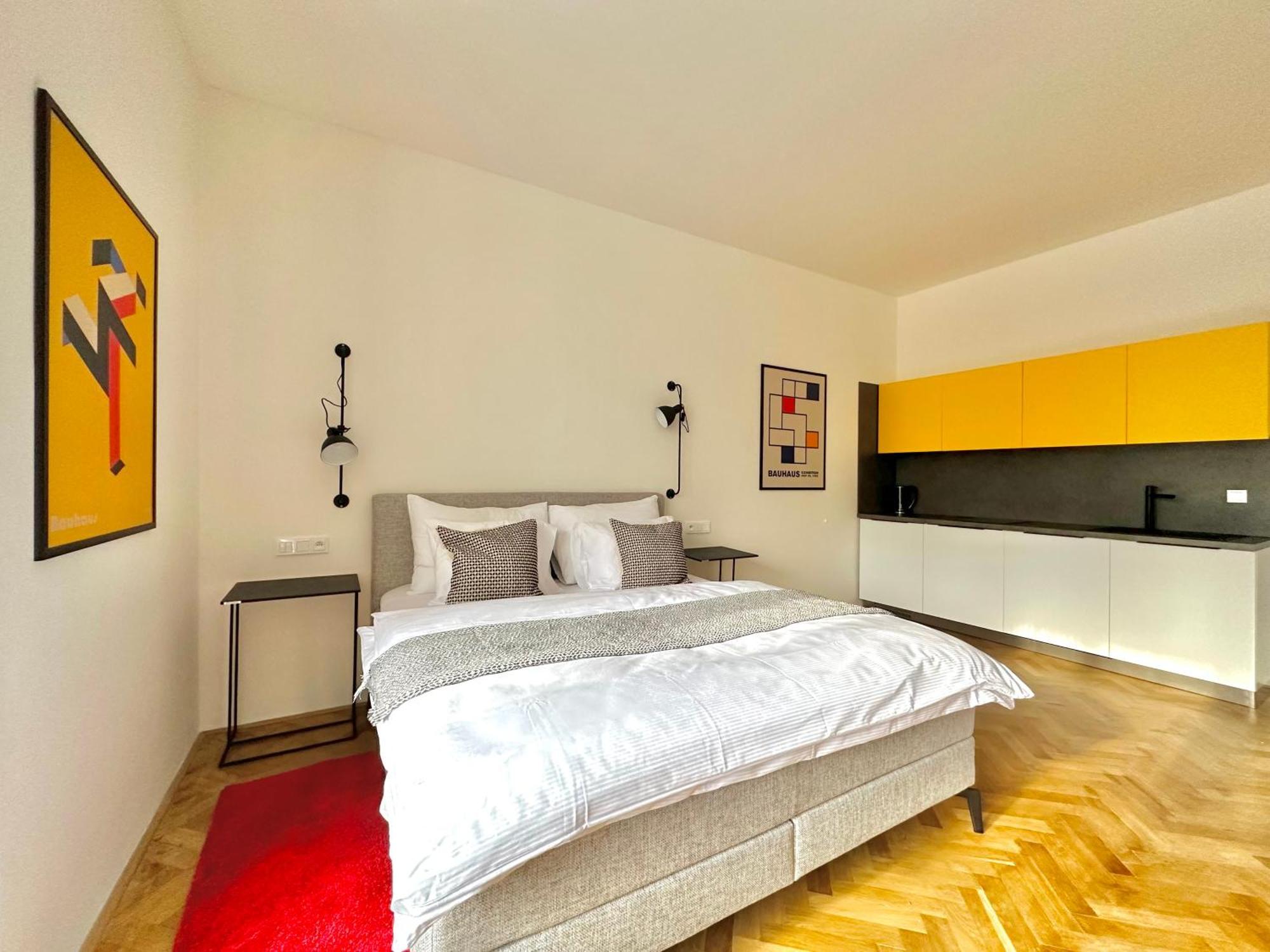 Botanique Rooms With Sauna By Homester Brno Bagian luar foto